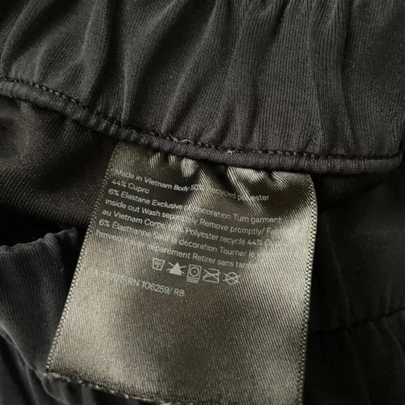 Lululemon Seek Softness Mid  Rise Crop Pants Lounge Black Size 8 - Picture 10 of 10